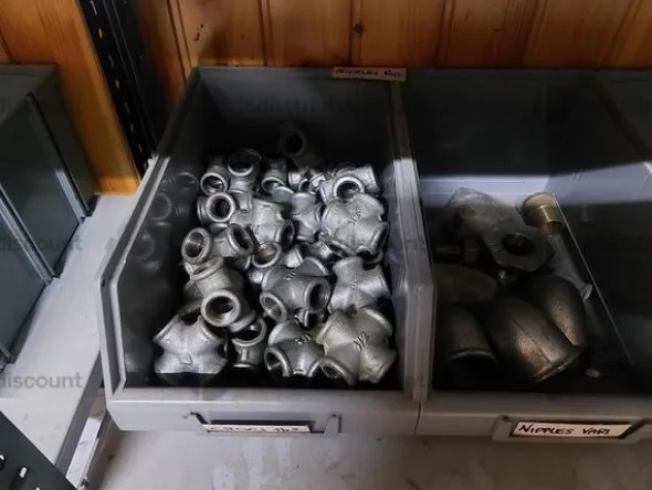 1#10082 Rimanenze di magazzino tubi e pezzi speciali per idraulica e gas