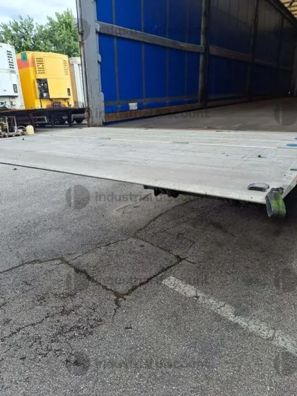 22#9064 Rimorchio Krone