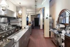 #22578 Ristorante arredato pertinenze e avviamento