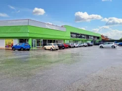 #25035 Ristorante e negozio in complesso commerciale