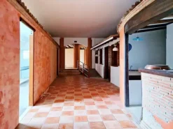 #25035 Ristorante e negozio in complesso commerciale