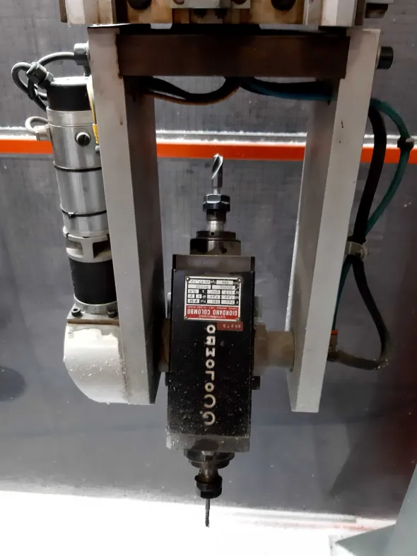 Robot di Taglio 5 assi