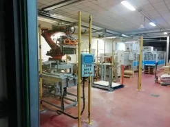 Robot pallettizzatore
