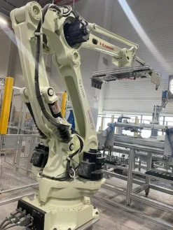 Robot pallettizzatore KAWASAKI 3CP180L-AC03