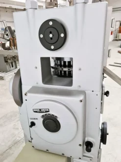 ROTARY TABLET PRESS – RONCHI – Mod. AR 18/23 (COM-38)
