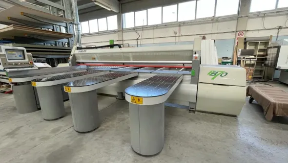 R3-001 - Sezionatrice Selco