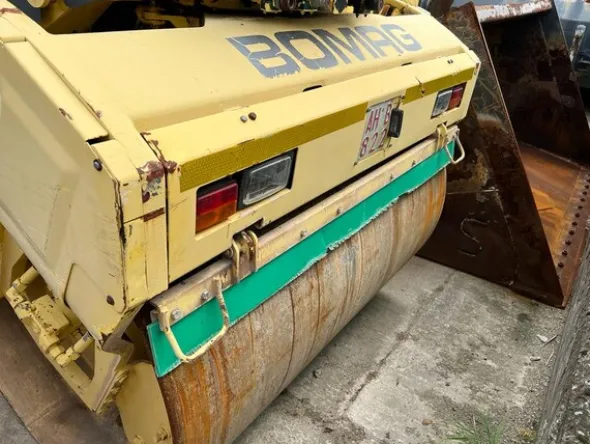 1#7343 Rullo Bomag
