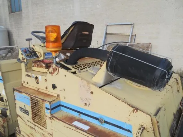4#4437 Rullo compressore Bitelli Falco