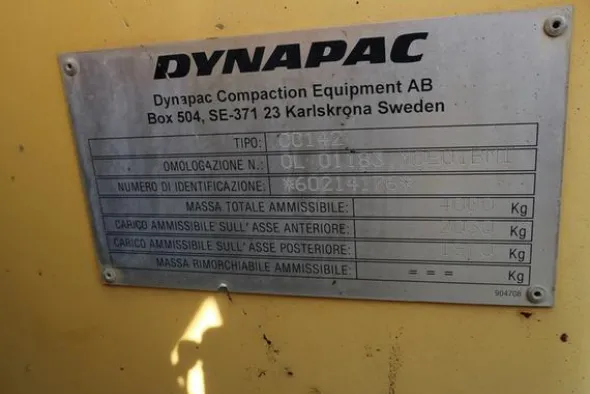 3042#4392 Rullo Dynapac