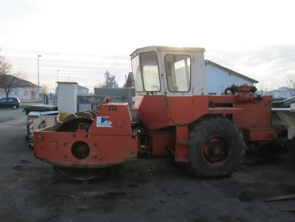 9#3595 Rullo Hamm ferro gomma a piedi di montone