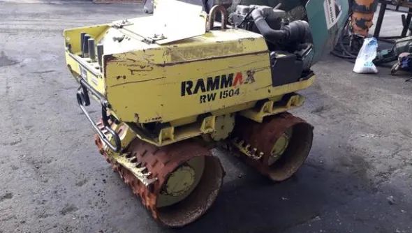 24#4419 Rullo per terre armate Rammax RW1504