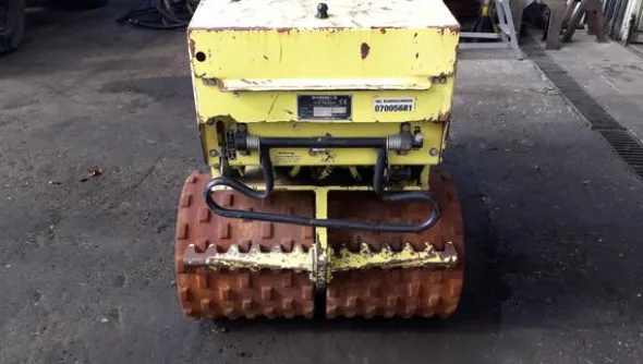 24#4419 Rullo per terre armate Rammax RW1504