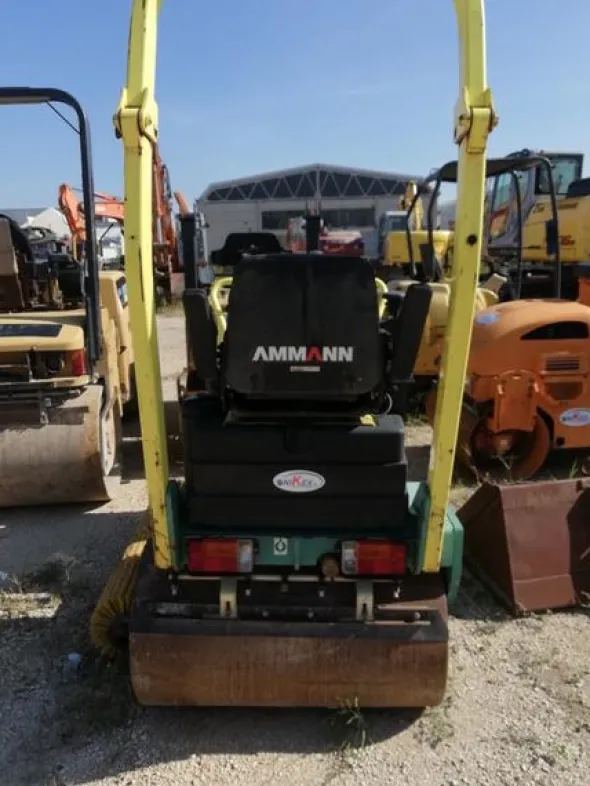 5#4733 Rullo tandem Ammann AV 20-2