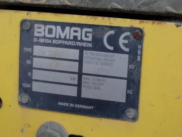 1#5442 Rullo tandem Bomag