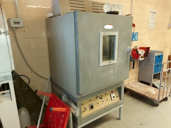 9#5521 Sabbiatrice Lampugnani e Forno Scavini