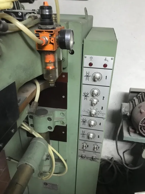Saldatrice a punti 25 KVA - CEA SPA