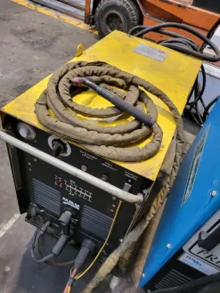 SALDATRICE A TIGESAB MOD. -AC-DC 180 TIG