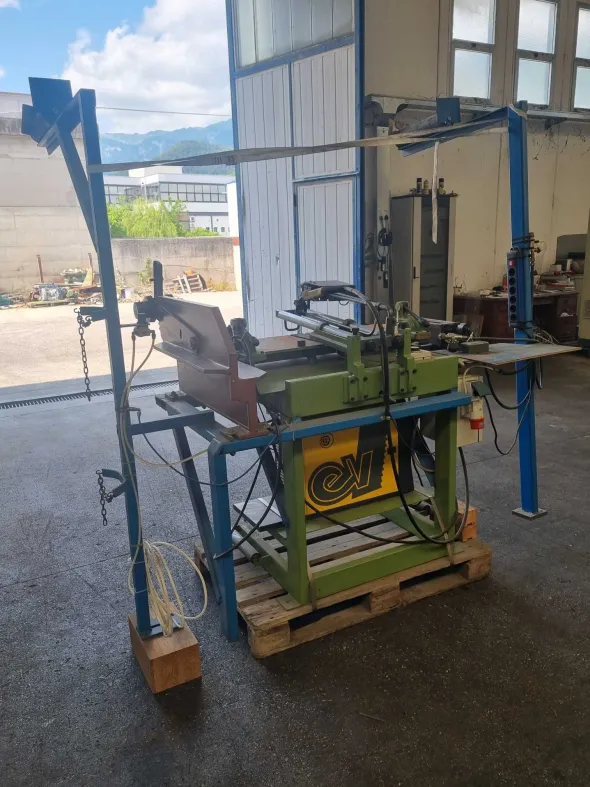 Saldatrice per lame a nastro - VANINETTI EV 330