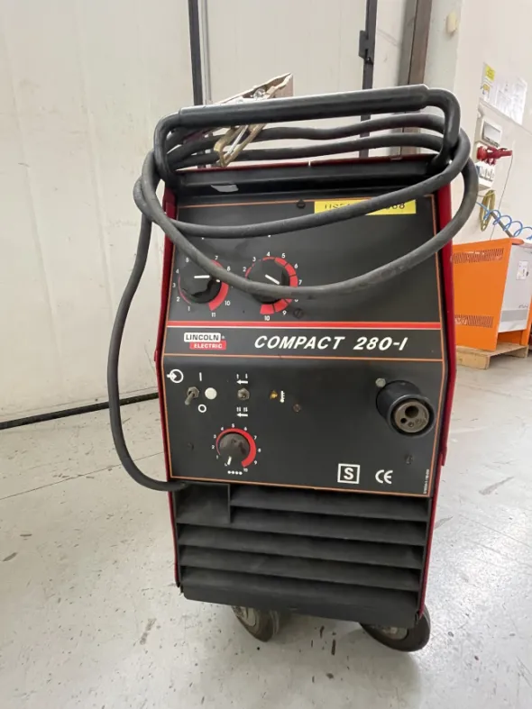 Saldatrice usata LINCOLN COMPACT 208-I