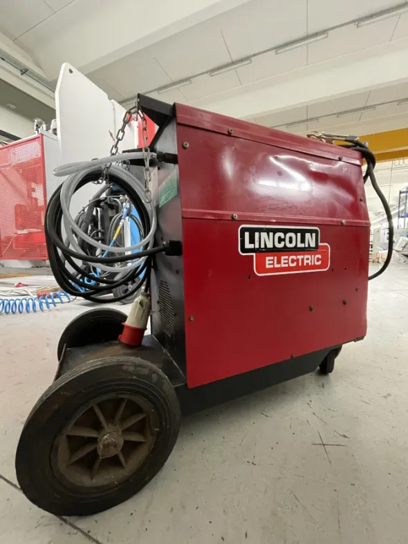 Saldatrice usata LINCOLN COMPACT 208-I