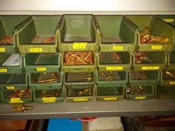 1#5598 Saldatrici al plasma e oscilloscopio