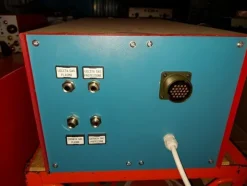 1#5598 Saldatrici al plasma e oscilloscopio
