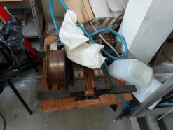 1#5598 Saldatrici al plasma e oscilloscopio