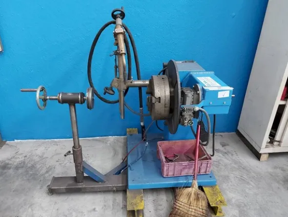 5#8095 Saldatrici e piccoli macchinari per lavorazioni metalliche