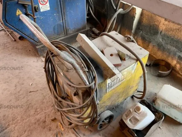 70#8816 Saldatrici e quadri elettrici