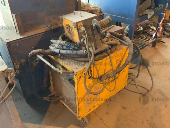 70#8816 Saldatrici e quadri elettrici