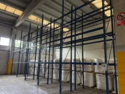1#10076 Scaffalatura e arredi da ufficio