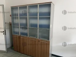 1#10076 Scaffalatura e arredi da ufficio