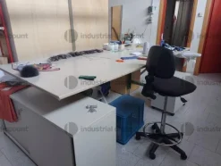 2#8960 Scaffalatura ed arredo