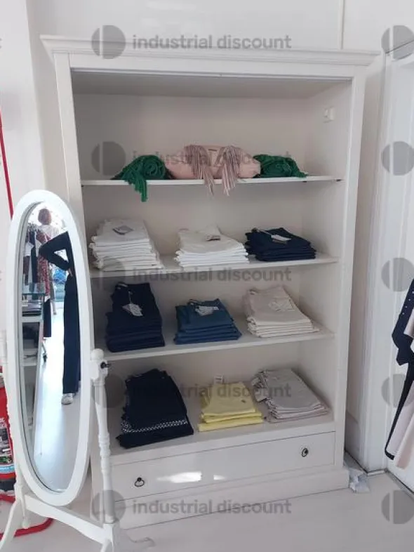 2#8960 Scaffalatura ed arredo