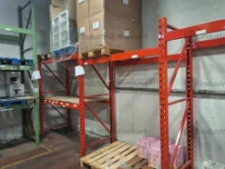16#10184 Scaffalatura industriale
