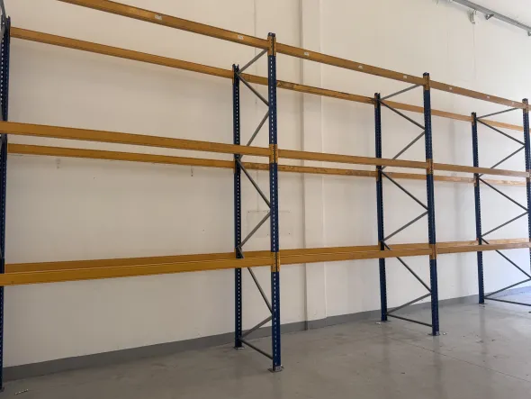 Scaffalatura industriale usata