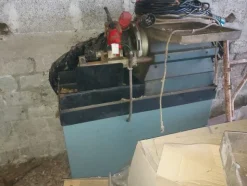 3#7277 Scaffalatura in ferro e attrezzatura