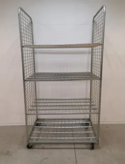 Scaffalatura usata