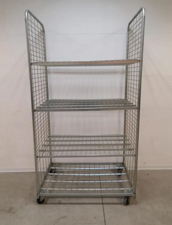 Scaffalatura usata