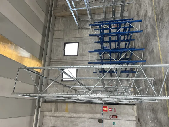 Scaffalatura usata