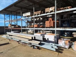 21#9933 Scaffalature