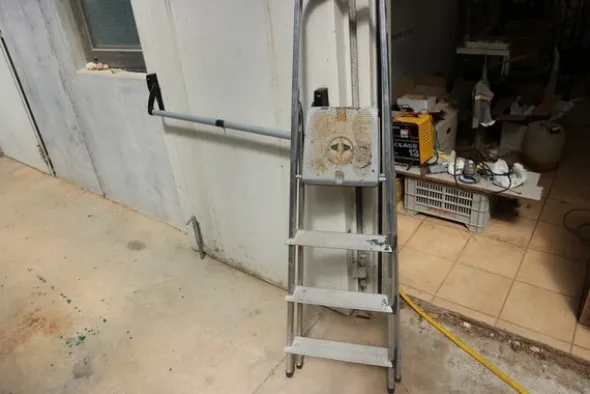 13#7236 Scaffalature e carrelli porta merce