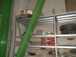 36#5325 Scaffalature e materiale ferroso