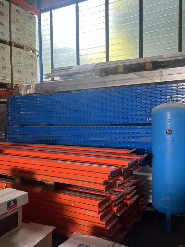 SCAFFALATURE INDUSTRIALI