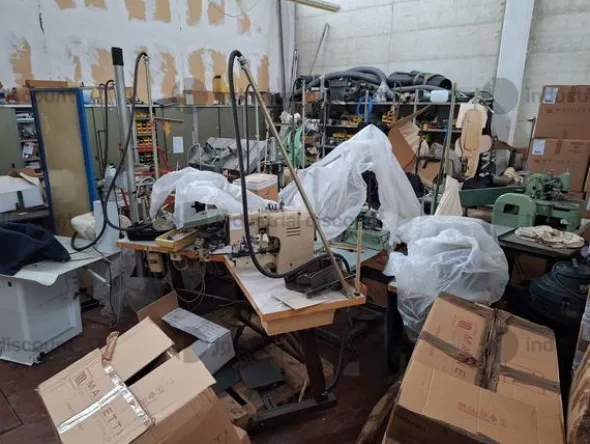 40#9770 Scaffalature, tavoli, carrelli