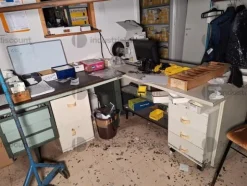 40#9770 Scaffalature, tavoli, carrelli