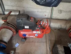 40#9770 Scaffalature, tavoli, carrelli