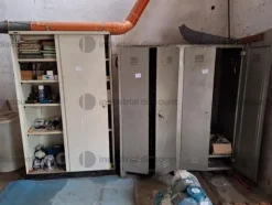 40#9770 Scaffalature, tavoli, carrelli