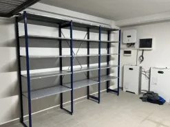 Scaffali metallici da garage
