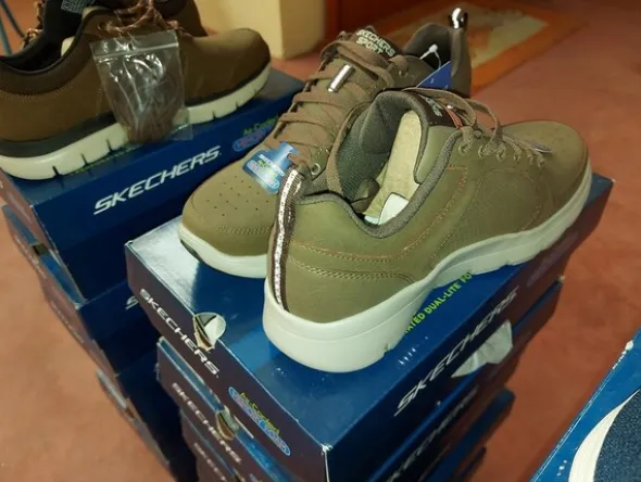 2#5540 Scarpe uomo e donna